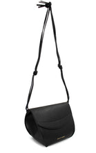 Carica l'immagine nel visualizzatore di Gallery, Gea Flap Bag Black "HOUSE OF FLORENCE"