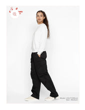 Carica l'immagine nel visualizzatore di Gallery, Tactical Cargo Pants - Black "COOKMAN"