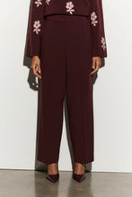 Carica l'immagine nel visualizzatore di Gallery, Pantalone Burgundy "ISABELLE BLANCHE"
