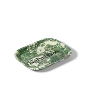 Carica l'immagine nel visualizzatore di Gallery, Forest Metal Tray "NO PROBLEMO"
