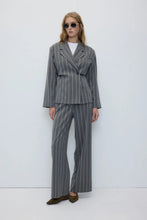 Carica l'immagine nel visualizzatore di Gallery, Paul Blazer - Grey "RITA ROW"
