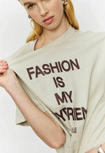 Carica l&#39;immagine nel visualizzatore di Gallery, T-shirt Fashion..&quot;ISABELLE BLANCHE&quot;
