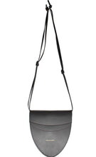 Carica l&#39;immagine nel visualizzatore di Gallery, Gea Flap Bag Grey &quot;HOUSE OF FLORENCE&quot;
