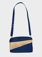 Carica l'immagine nel visualizzatore di Gallery, Bum  Bag M Navy\Camel - "SUSAN BIJL"

