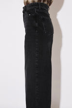 Carica l'immagine nel visualizzatore di Gallery, JEANS LINDA USED BLACK "AMISH SUPPLIES"
