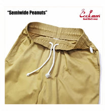 Carica l'immagine nel visualizzatore di Gallery, Chef Pants Semiwide Peanuts "COOKMAN"
