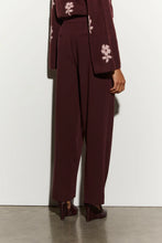 Carica l'immagine nel visualizzatore di Gallery, Pantalone Burgundy "ISABELLE BLANCHE"
