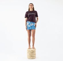 Carica l'immagine nel visualizzatore di Gallery, SAPORE DI SALE t-shirt unisex "MIMI A LA MER"
