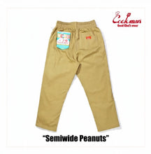 Carica l'immagine nel visualizzatore di Gallery, Chef Pants Semiwide Peanuts "COOKMAN"

