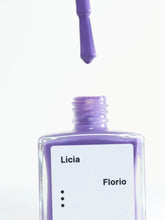Carica l&#39;immagine nel visualizzatore di Gallery, Glacé nail polish &quot;LICIA FLORIO&quot; 100% vegan
