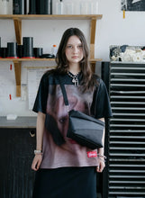 Carica l'immagine nel visualizzatore di Gallery, Bum  Bag M black - "SUSAN BIJL"
