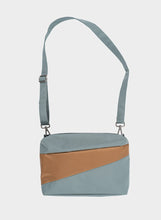 Carica l&#39;immagine nel visualizzatore di Gallery, Bum  Bag M - &quot;SUSAN BIJL&quot;
