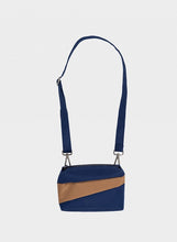 Carica l&#39;immagine nel visualizzatore di Gallery, Bum  Bag S - &quot;SUSAN BIJL&quot;
