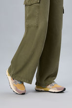 Carica l'immagine nel visualizzatore di Gallery, YAMANO 3 WOMAN Lilla\Beige "FLOWER MOUNTAIN"
