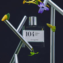 Carica l&#39;immagine nel visualizzatore di Gallery, 104 Eau de parfum Les Privès “ BON PARFUMEUR”
